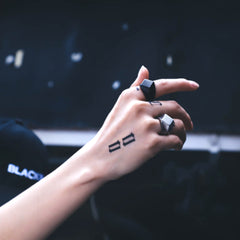 Minimalist geometric square diamond-shaped retro rings