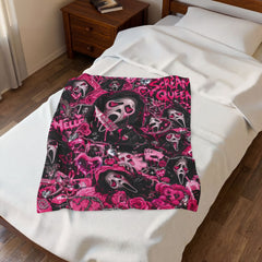 “Scream Queen” V2 Velveteen Plush Blanket
