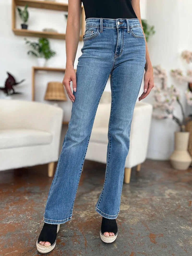 Judy Blue Full Size Mid-Rise Waist Straight Jeans Plus Size