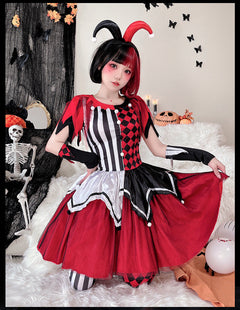 Halloween costume circus clown