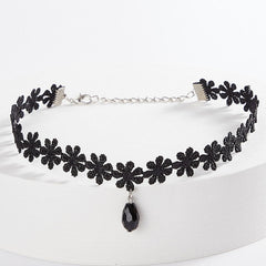 Velvet Choker Necklace for Women Lace Necklace with Pendants Gothic Girl Neck Jewelry